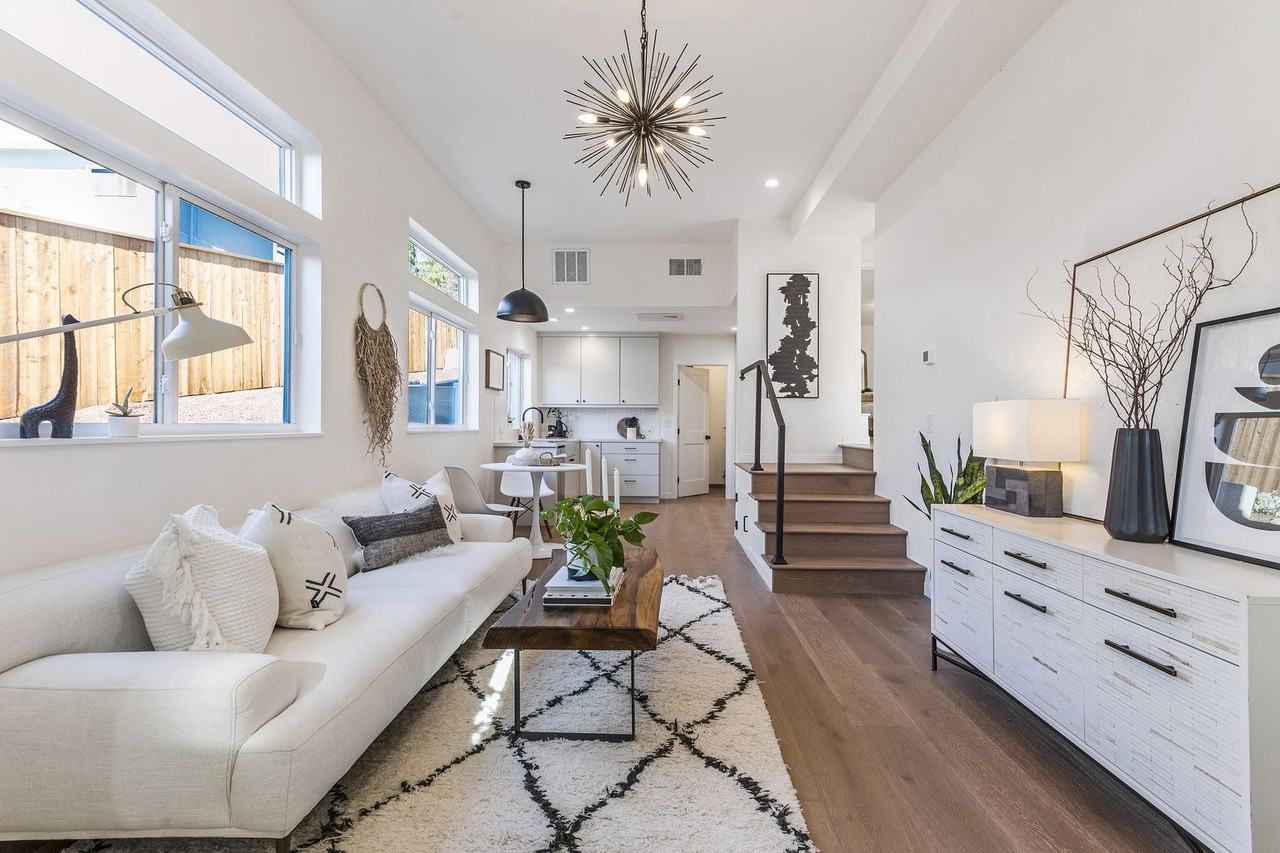 4428 Virginia Ave - Photo 3 of 31