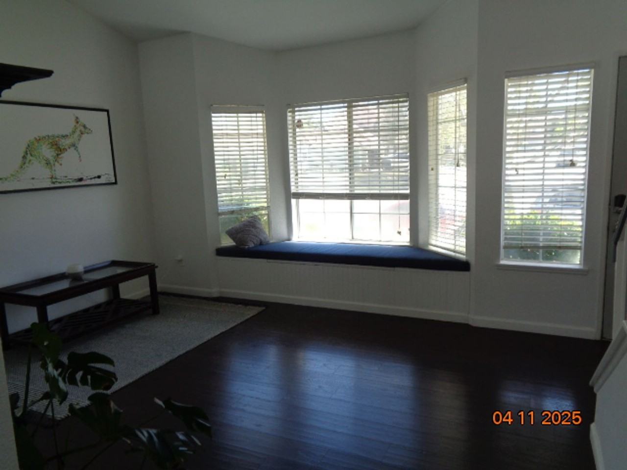 3055 Paxton Ave - Photo 3 of 21