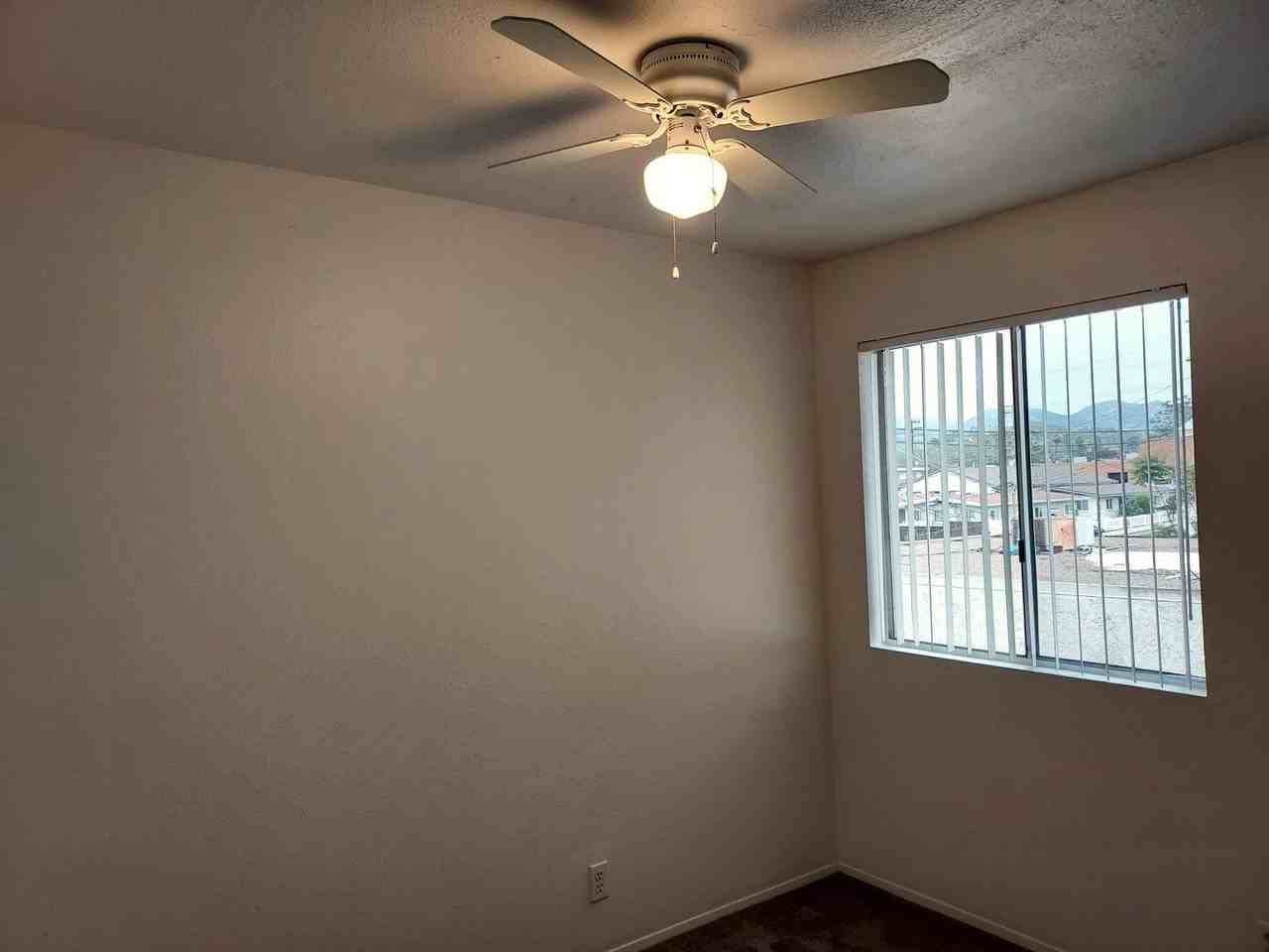 12349 Lakeshore Dr #8 - Photo 4 of 9
