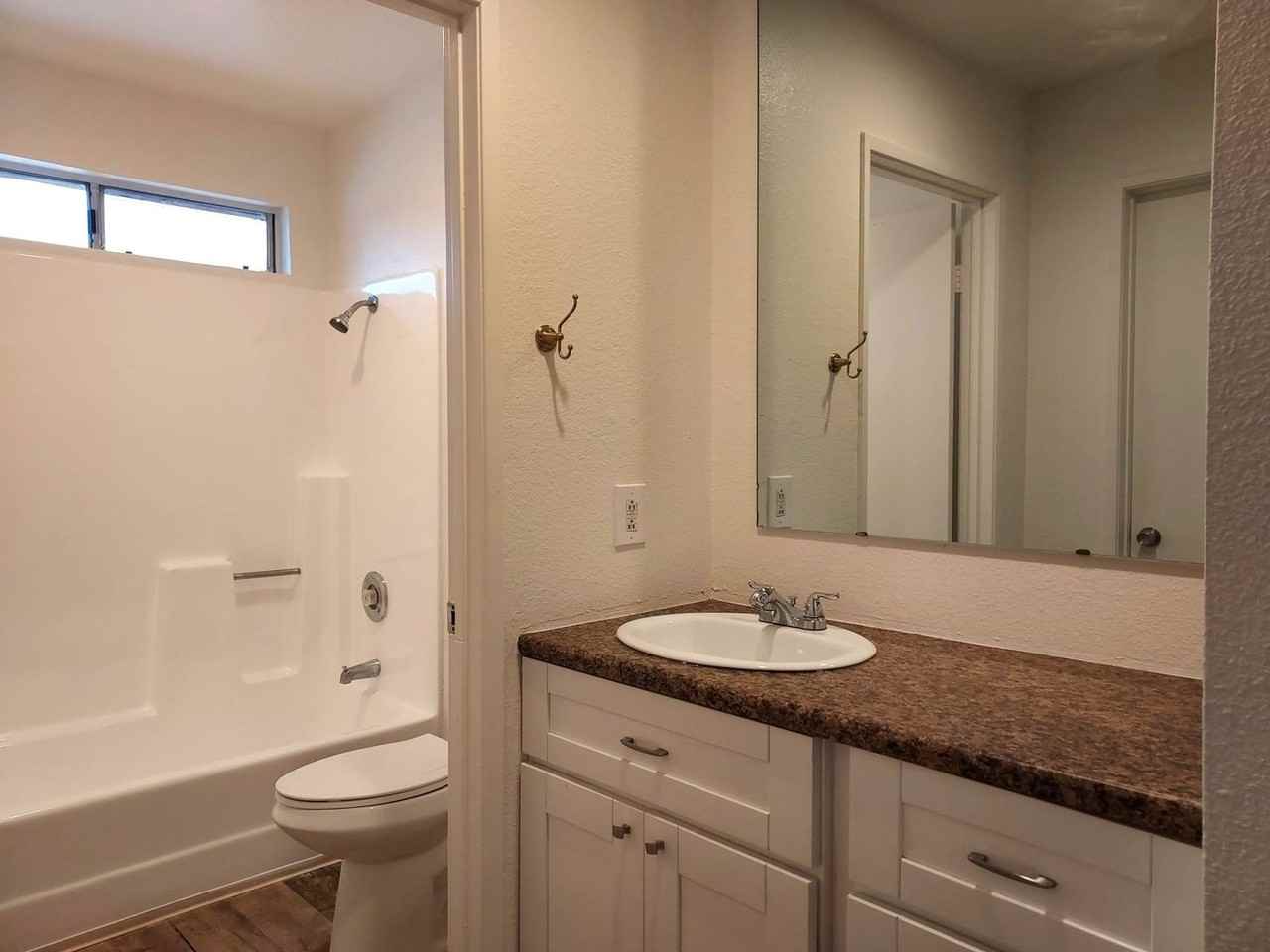12349 Lakeshore Dr #8 - Photo 5 of 9