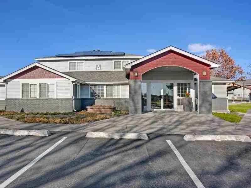 1114 W 10th Ave - Photo 5 of 29