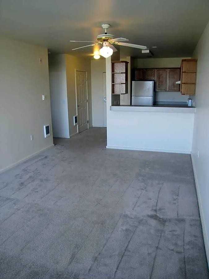 5845 Ne Hoyt St - Photo 5 of 9