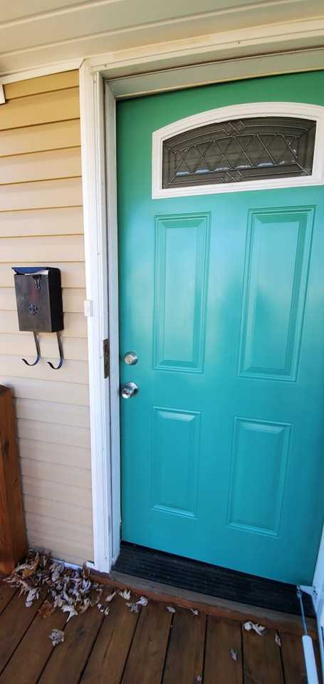 848 Reading Rd - Photo 6 of 50