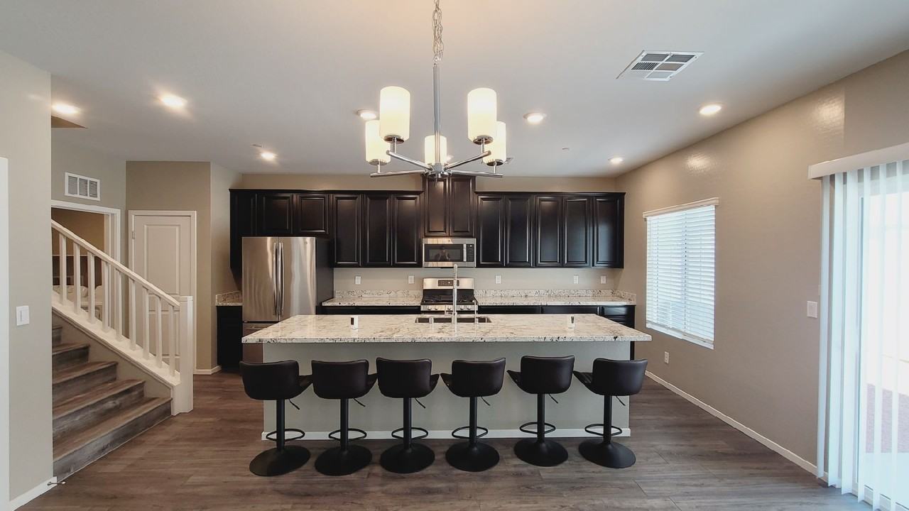 544 Teovani St #915 - Photo 4 of 29