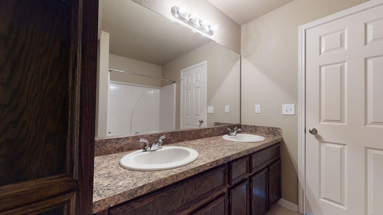 1707 Aztec Trce #A - Photo 2 of 18