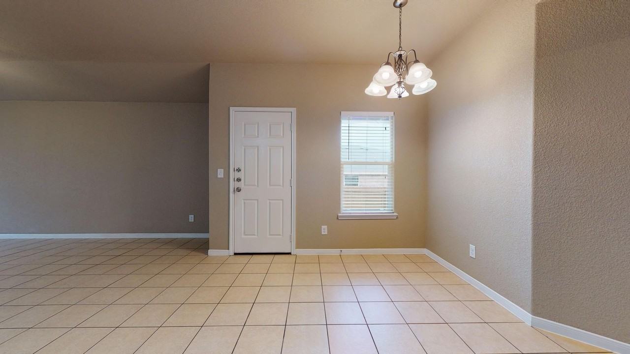 1707 Aztec Trce #A - Photo 3 of 18