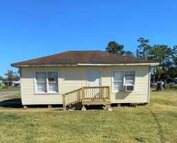 485 Old US Highway 90 West - Photo 1 of 1