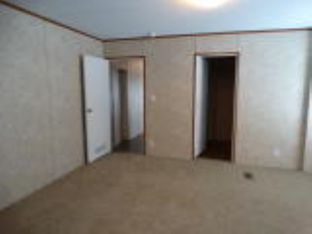 21604 E 4 St S - Photo 3 of 6