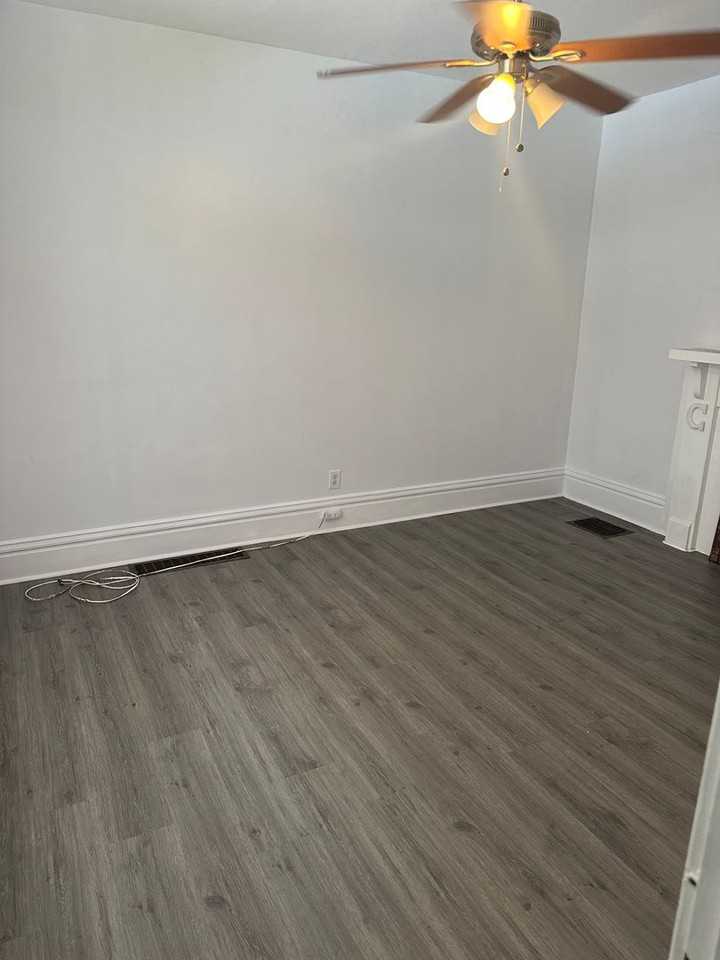 712 Ajax Way - Photo 2 of 13