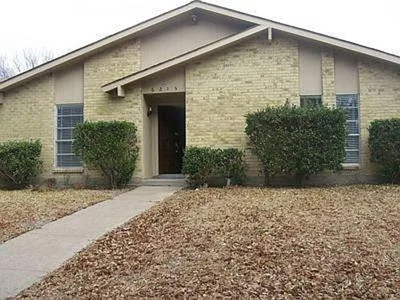 6215 Cedar Ln - Photo 7 of 16