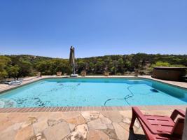 featured image of 155 Downing Rd