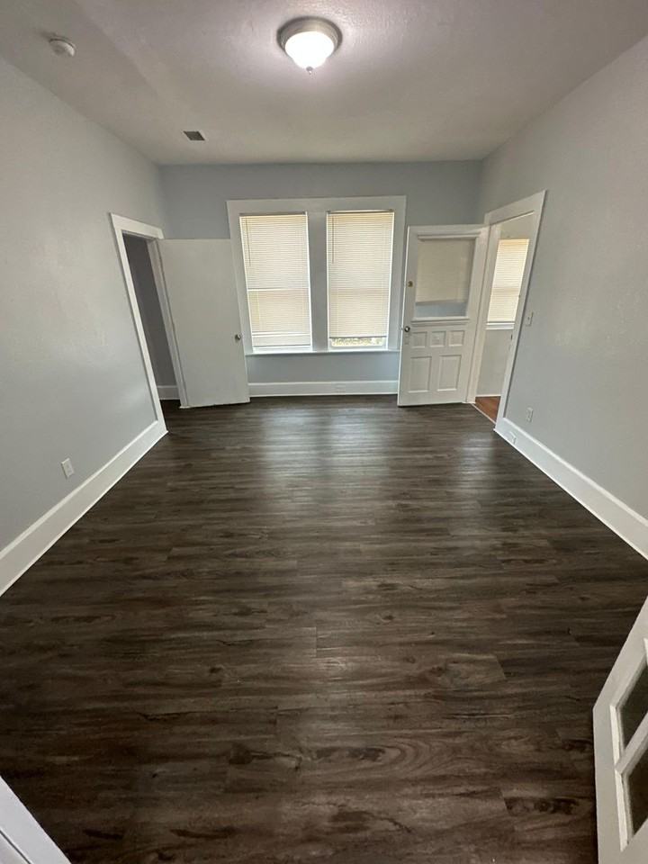 324 Nixon St - Photo 5 of 28