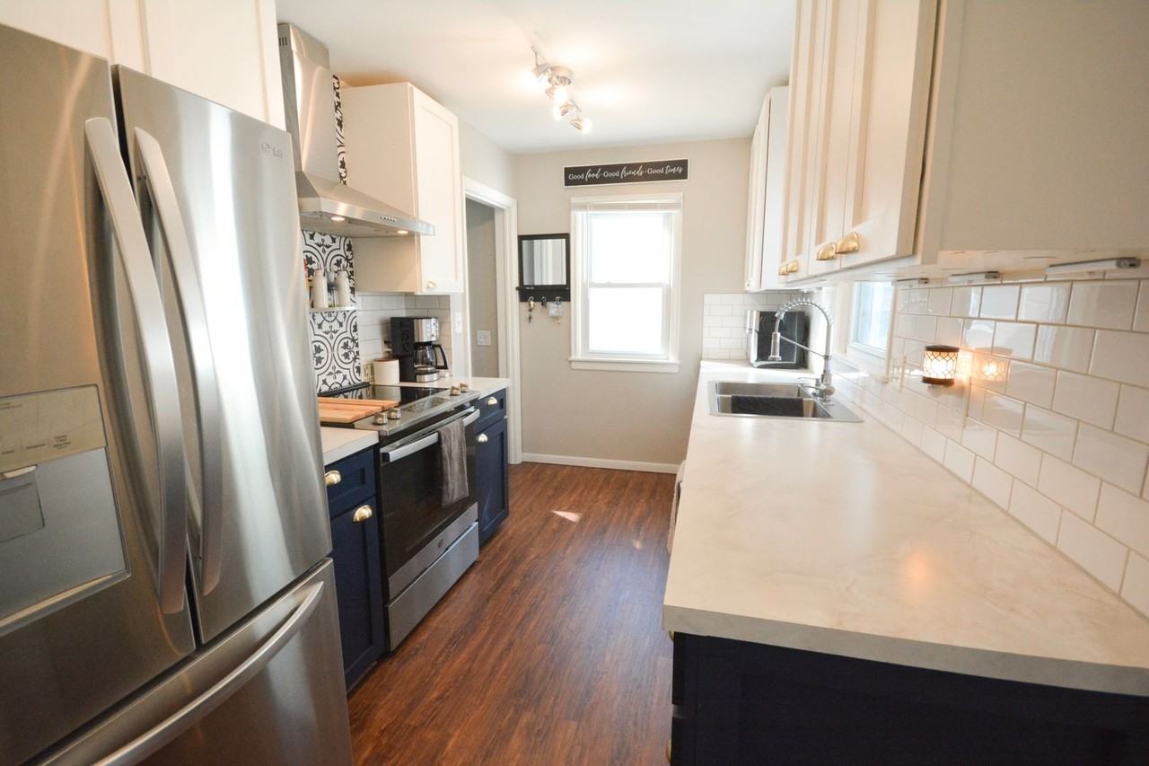 611 13th Ave Se - Photo 3 of 19