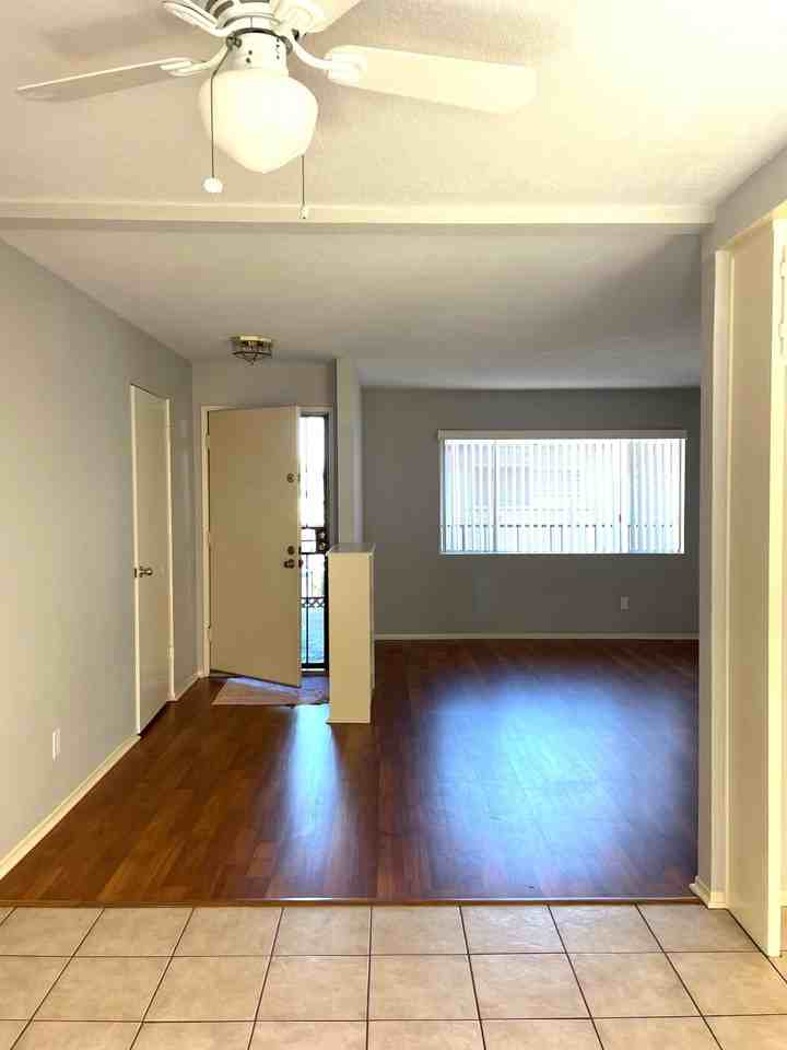 Open and Spacious 2 Bedroom, 1 Bathroom Apartment in San Pedro - Photo 6 of 17