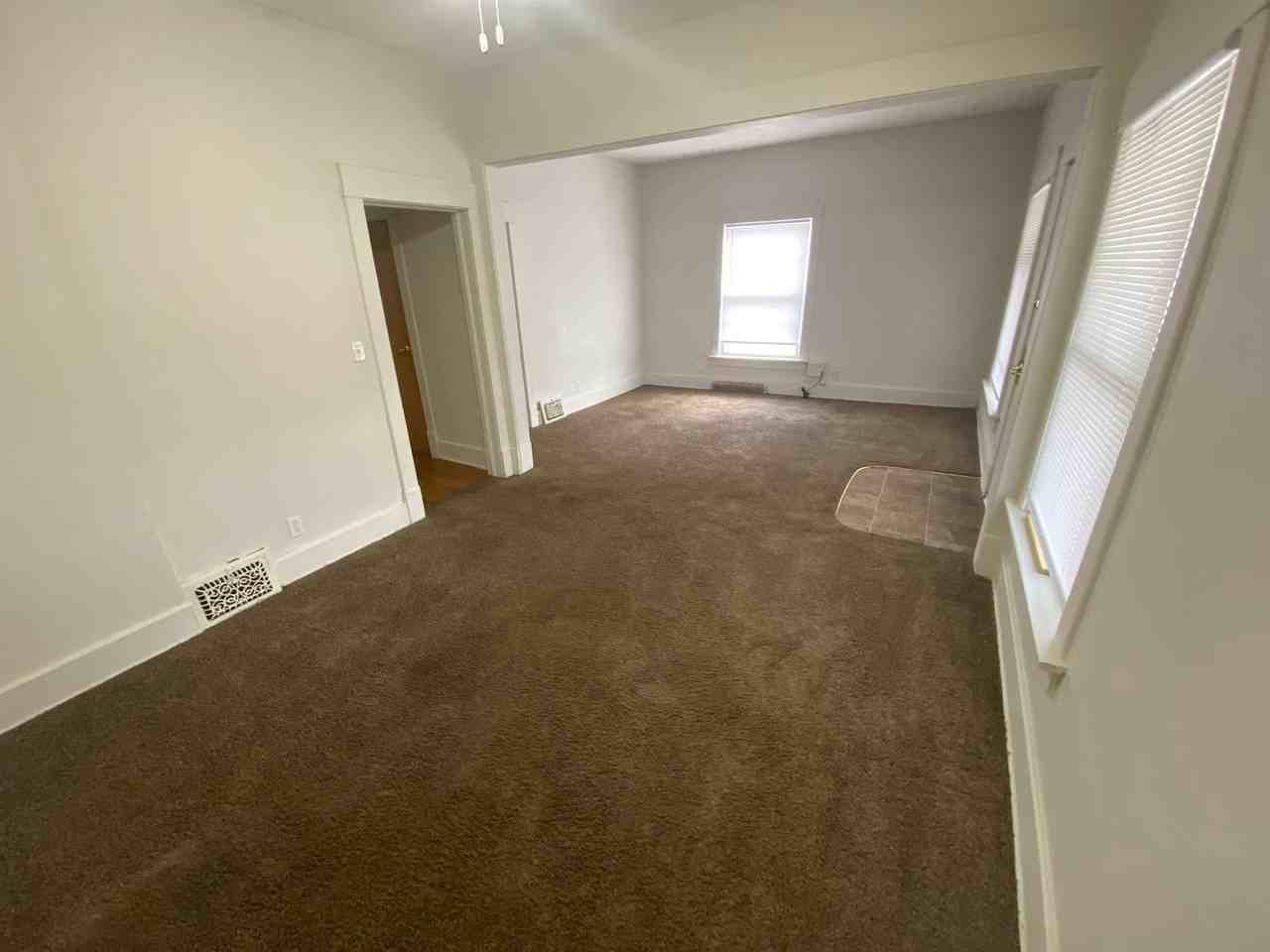 818 South St - Photo 2 of 19