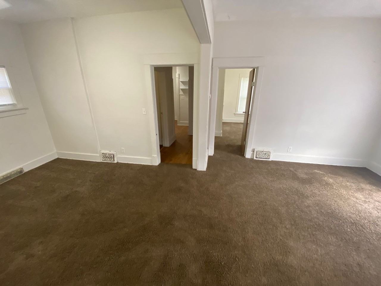 818 South St - Photo 3 of 19