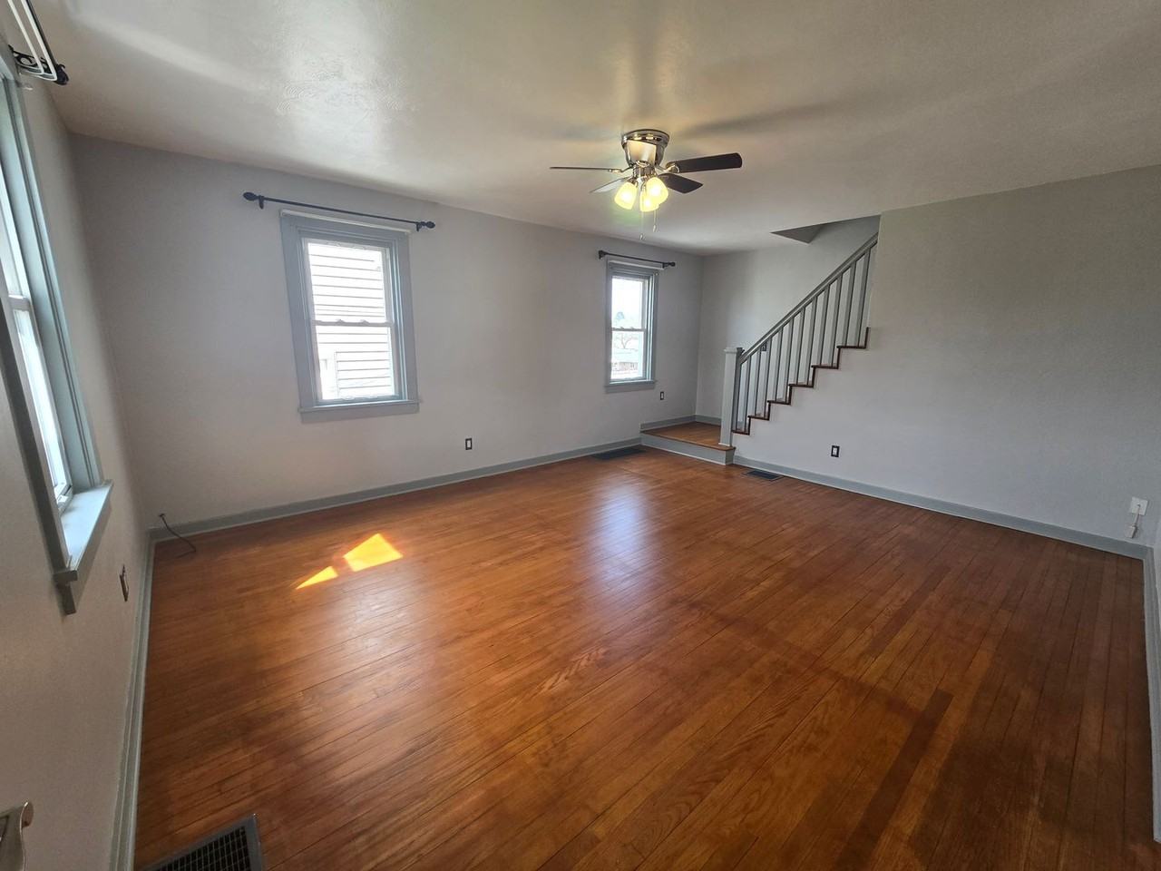 1257 10th Ave - Photo 2 of 11