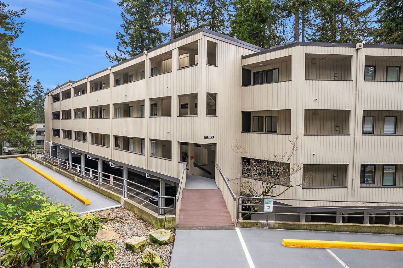 10819 Ne 37th Pl #106