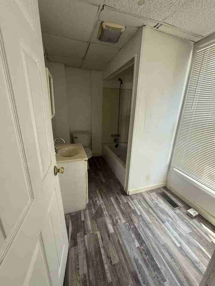 349 Washington St - Photo 3 of 11