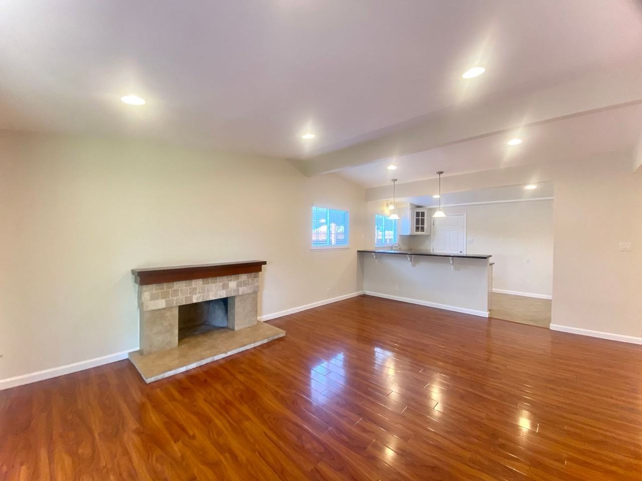 3696 Jamestown Rd - Photo 3 of 15