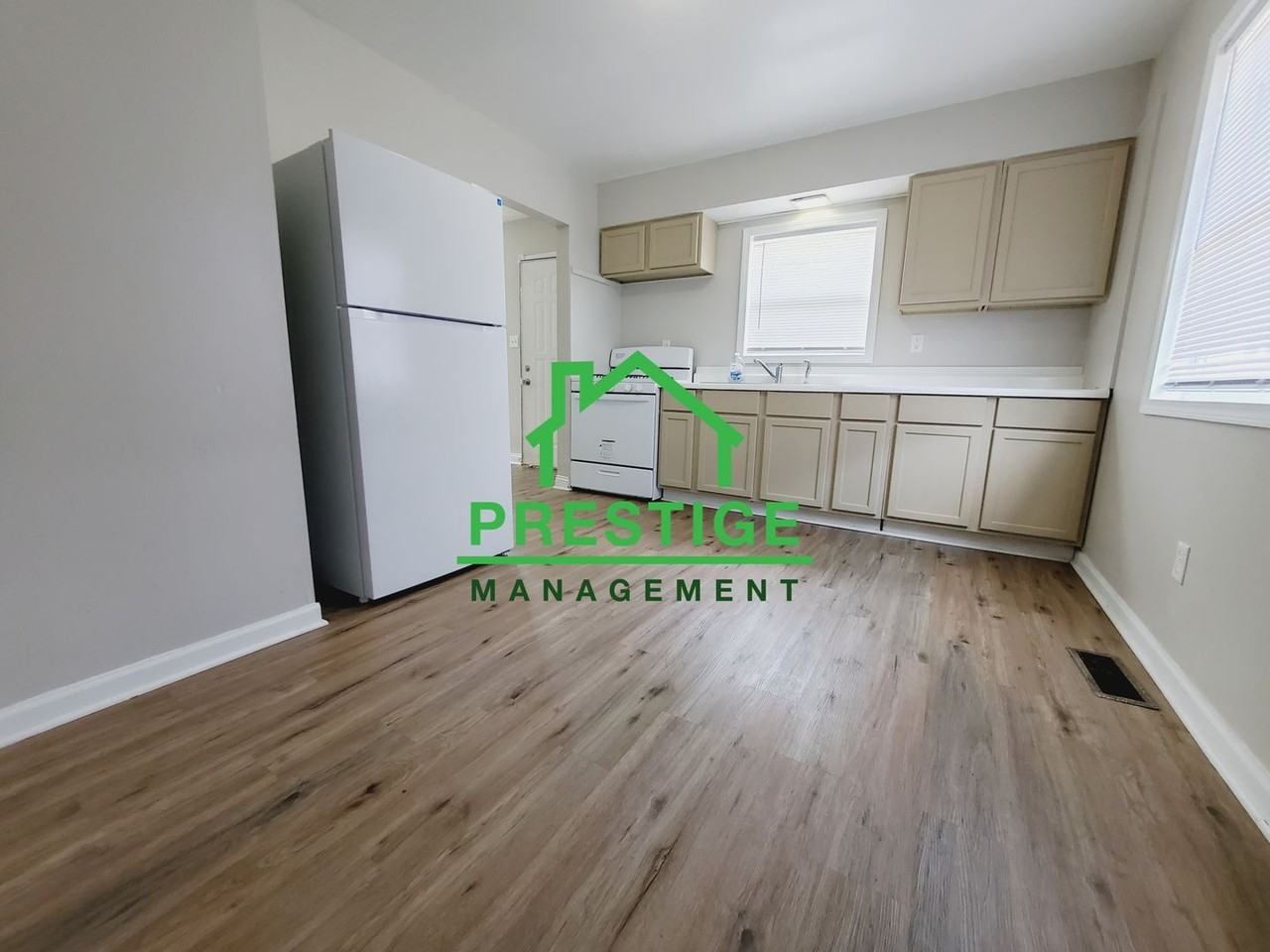 1454 Sherman St - Photo 2 of 7