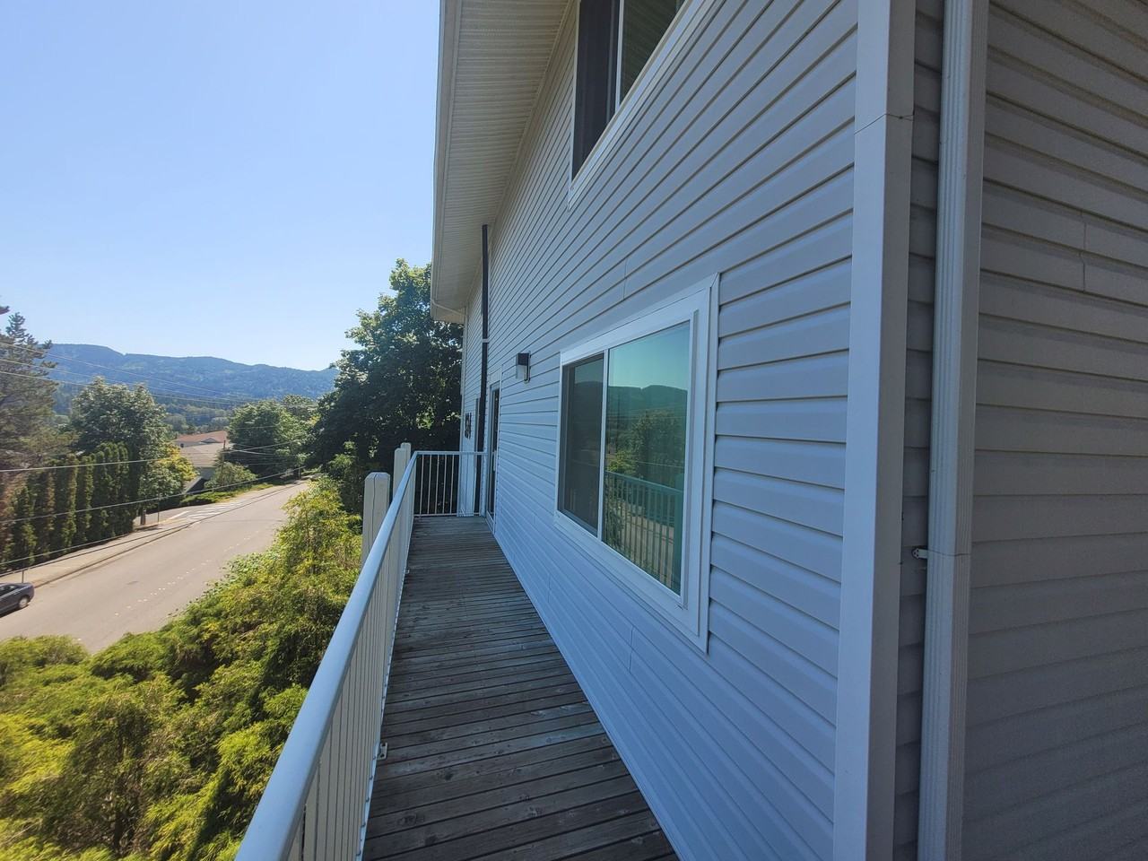 924 21st Street - Photo 5 of 9