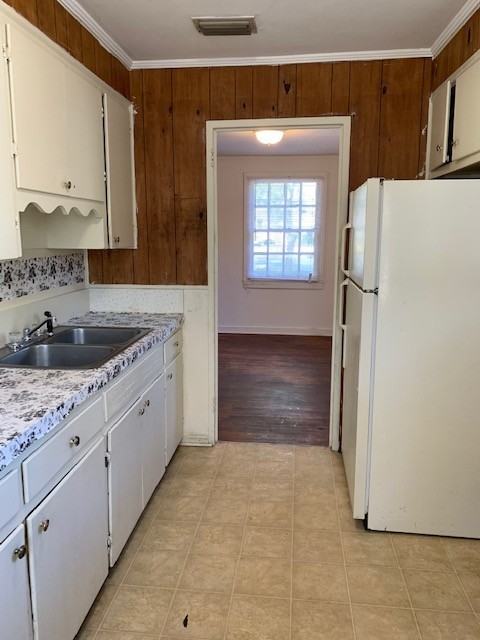 1717 Clover Dr - Photo 6 of 8