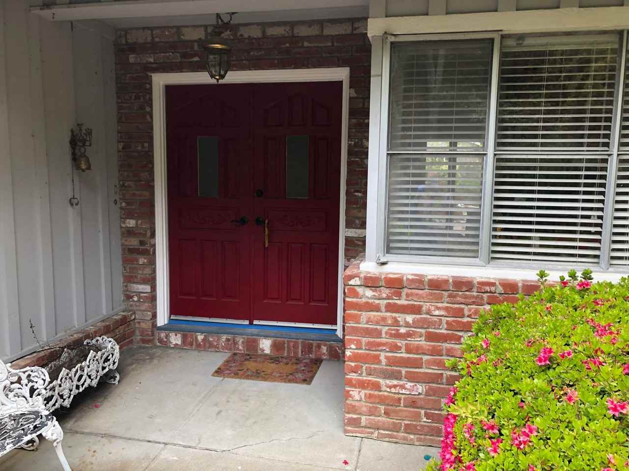 155 Hall Dr - Photo 2 of 23