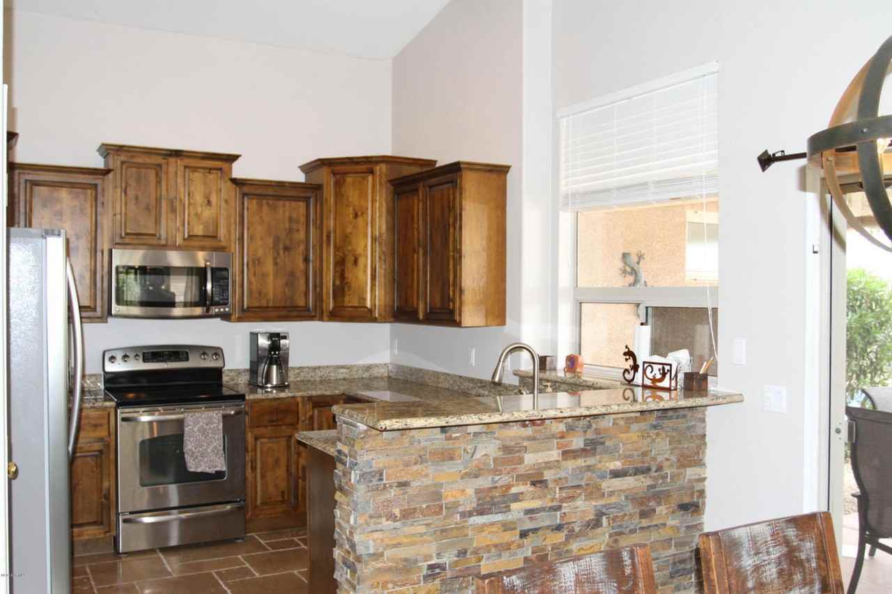 26422 N 43rd Pl - Photo 4 of 10