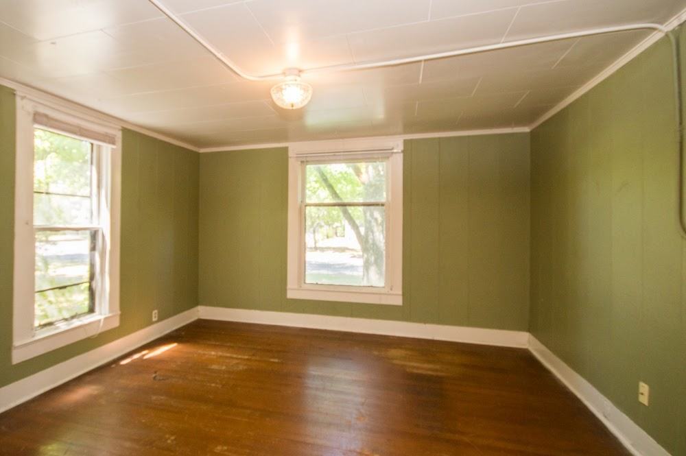 433 Sw 5th St - Photo 4 of 18