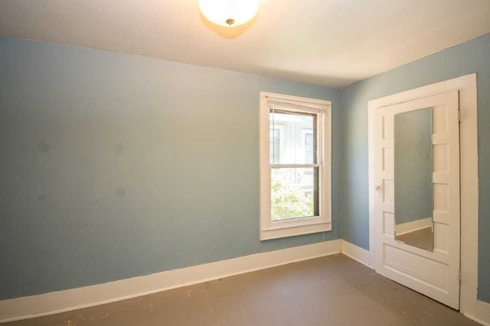 433 Sw 5th St - Photo 3 of 18