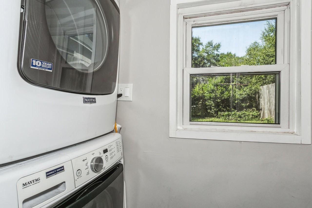 1205 Poppy Ave #B - Photo 5 of 20