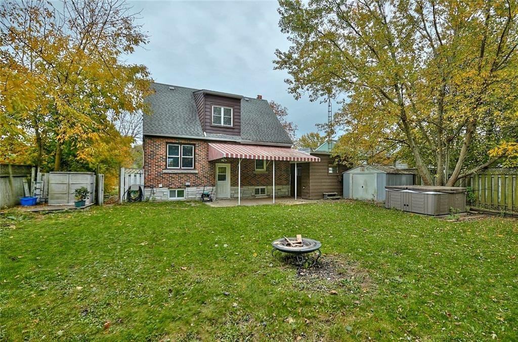 Upper- 149 First Avenue-*$200 Discount for First 2 Month’s Rent* - Photo 2 of 10