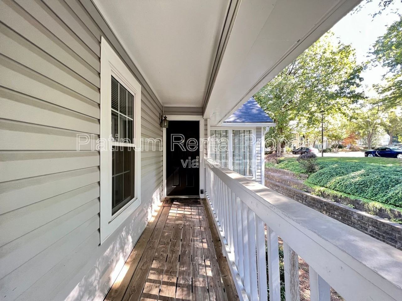 1107 Countryside Pl Se - Photo 3 of 19