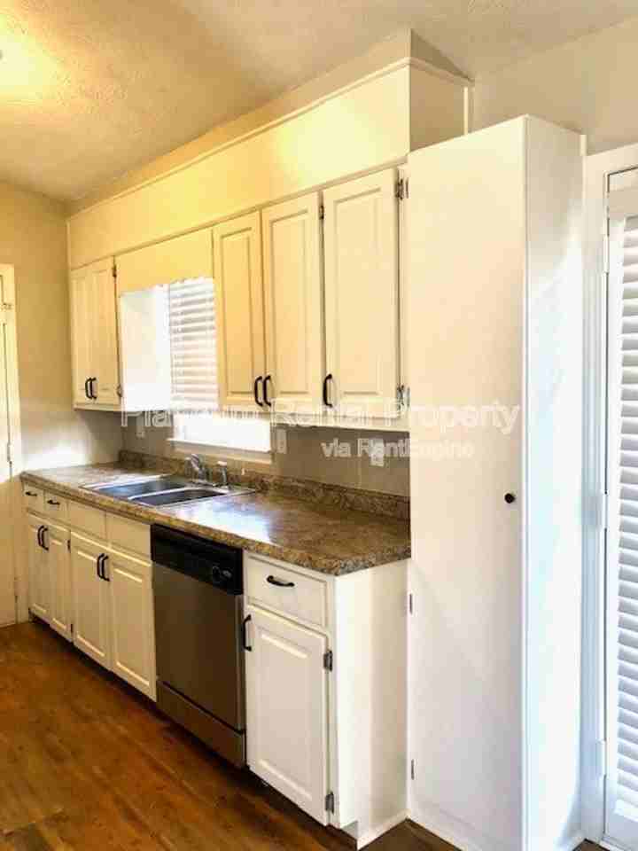 2463 Robin Ridge Drive Southeast - Photo 7 of 23