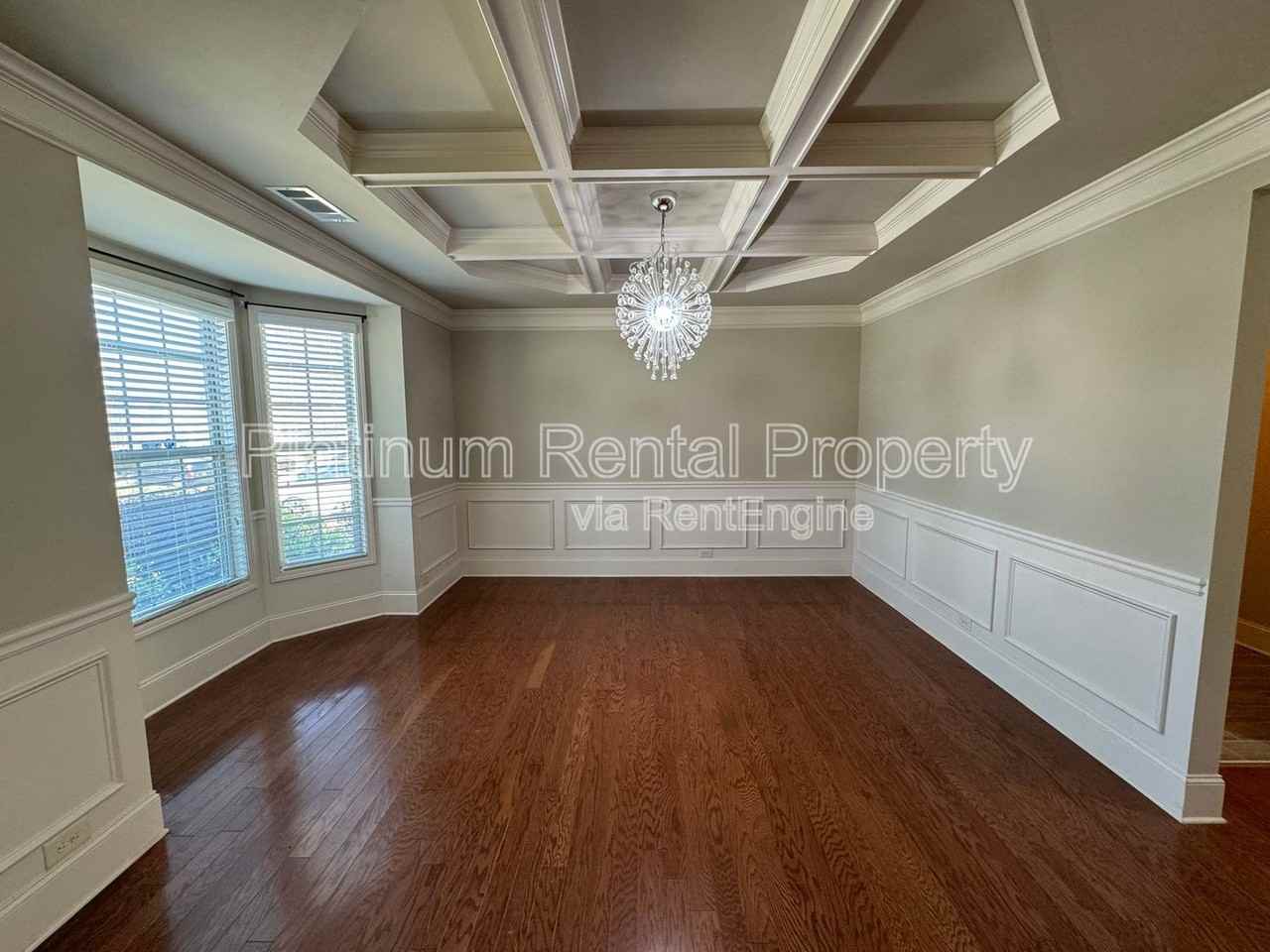 5115 Roseman Trl - Photo 4 of 41
