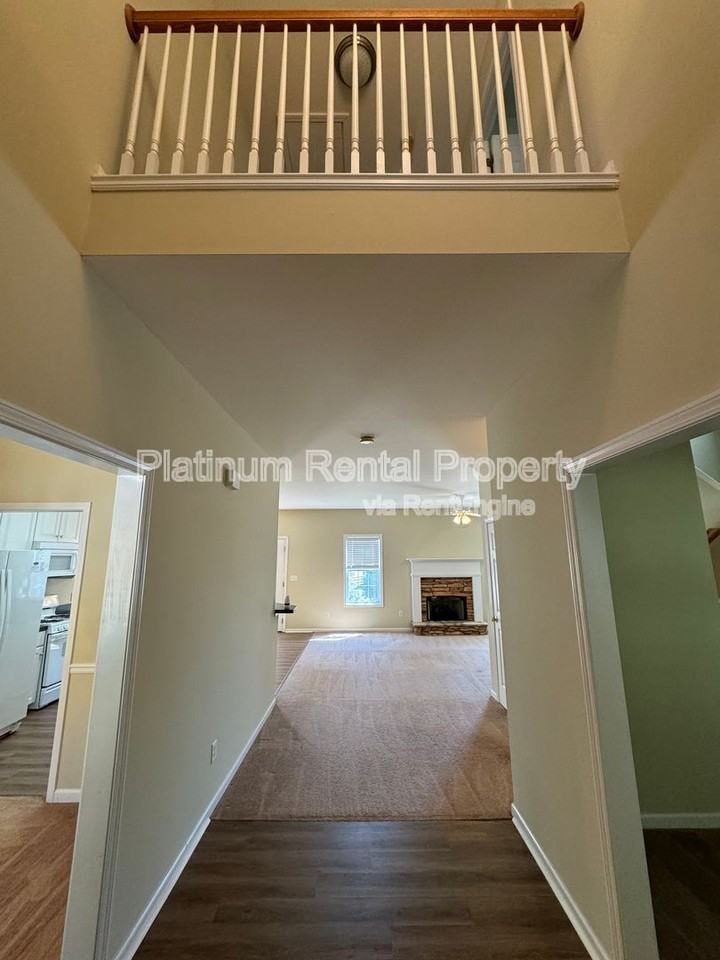 7920 Timberline Overlook - Photo 6 of 49