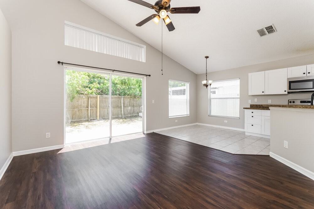 2262 Mallard Creek Cir - Photo 3 of 16
