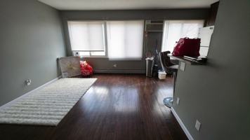 featured image of 2801 Girard Ave S