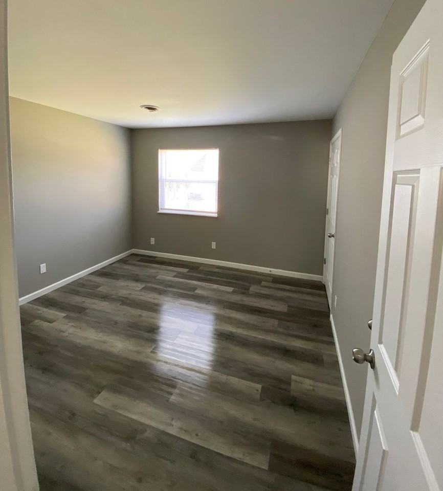 Timber Ridge 10X LLC - Photo 4 of 15