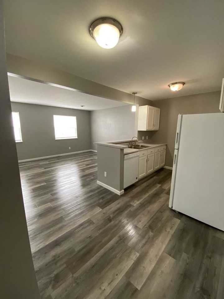 Timber Ridge 10X LLC - Photo 6 of 15