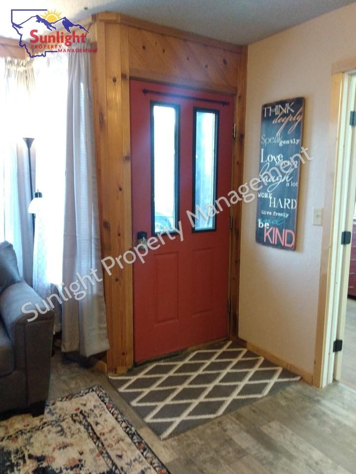 24 S Woodard Ave - Photo 2 of 7