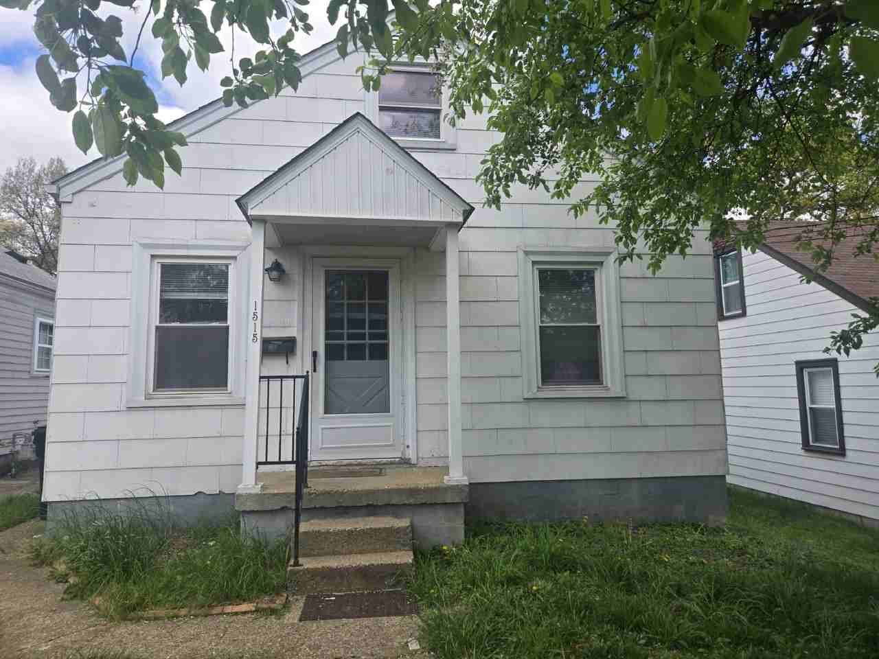 1515 Huntoon Ave - Photo 2 of 19
