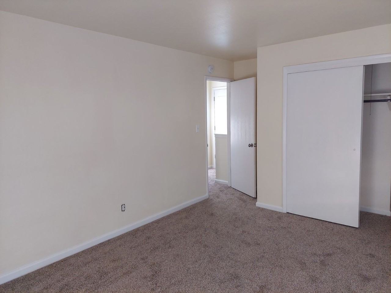 3815 Forest Ave #A - Photo 3 of 13