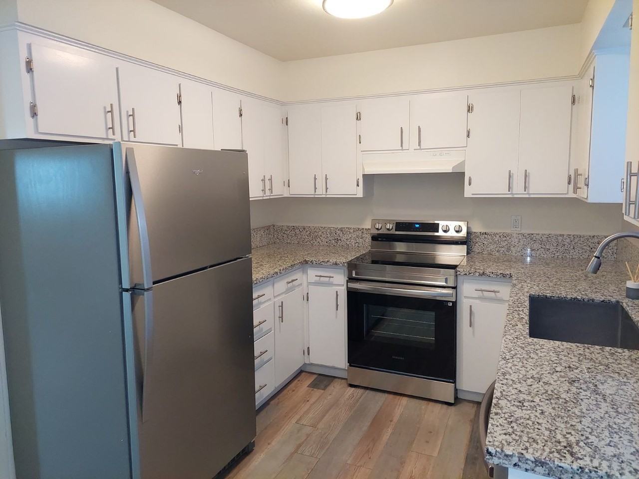 3815 Forest Ave #A - Photo 5 of 13