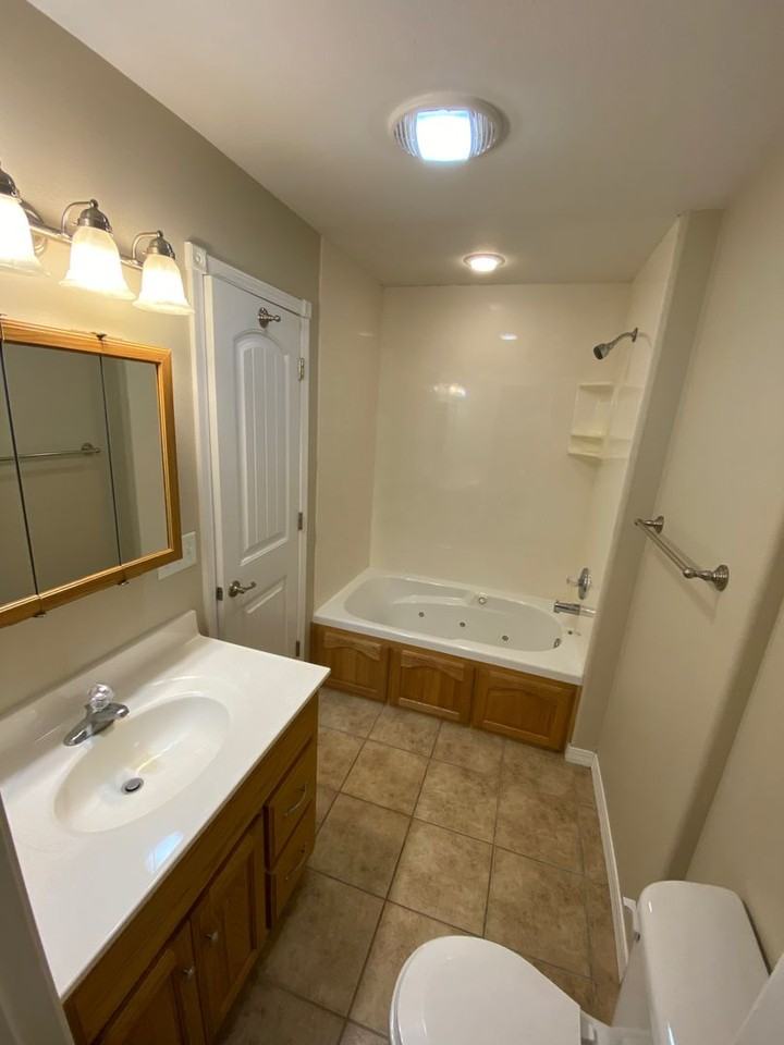 21123 Hideaway Ln - Photo 5 of 15