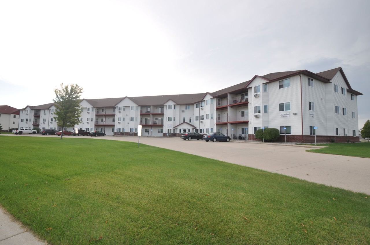 5002 16th Ave S - Photo 4 of 37