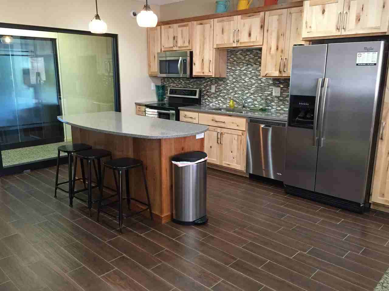 1102 28th Ave S - Photo 5 of 6