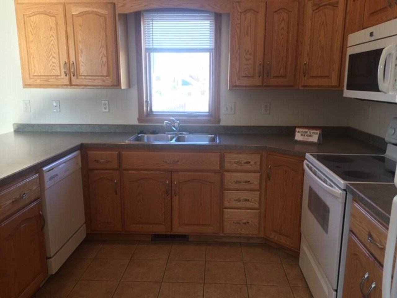 1615 51st St S - Photo 2 of 18