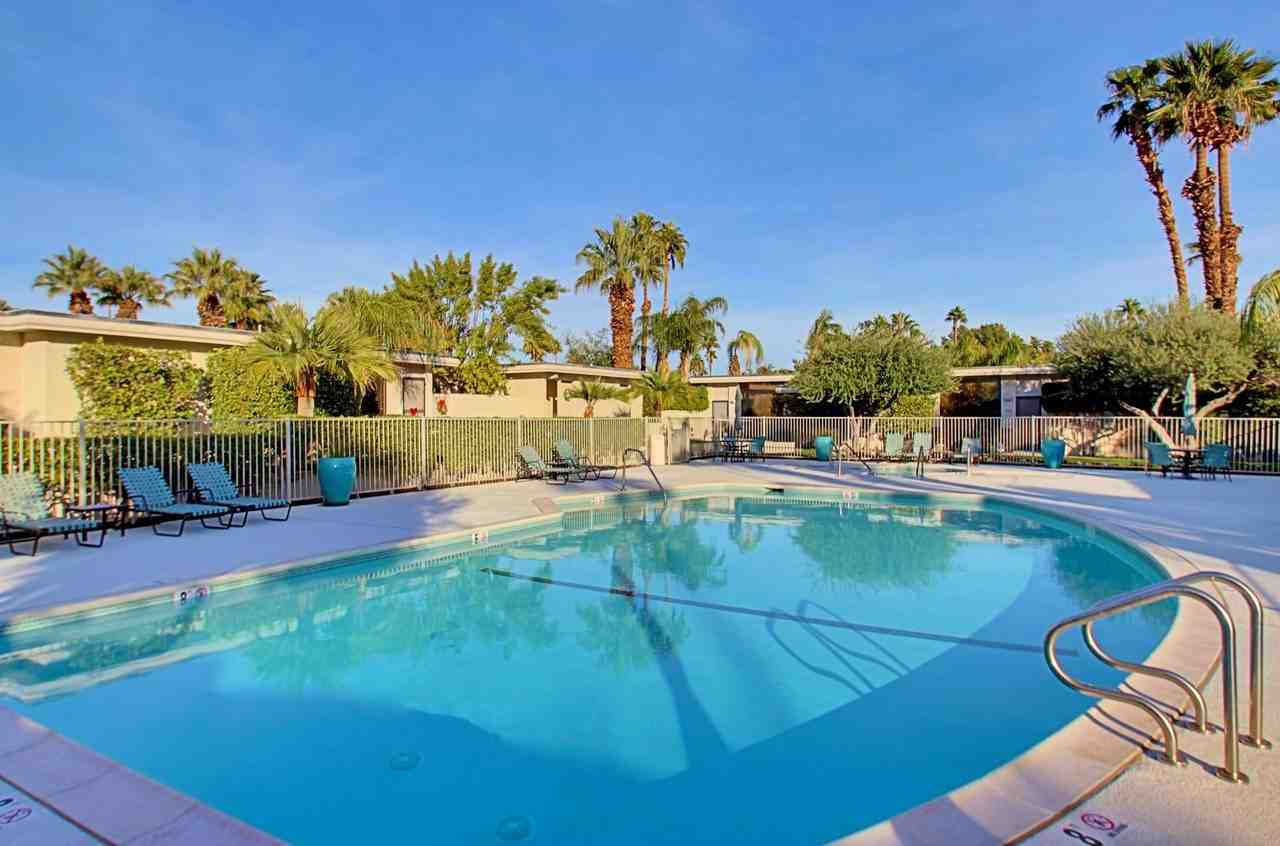 130 W Racquet Club Rd - Photo 3 of 28